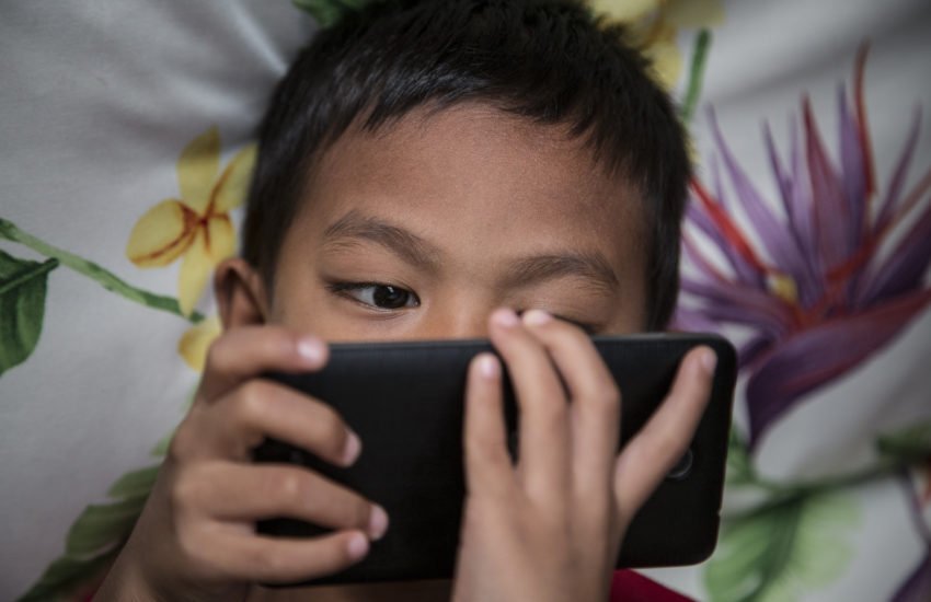 Digital Devices OK Even for Toddlers, Doctors Say