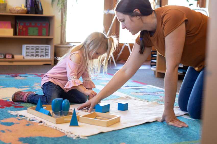 early childhood education: the benefits of montessori teaching course
