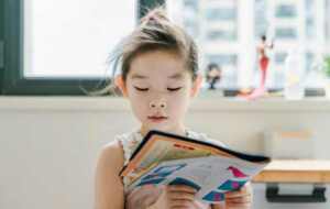 How to Help a Child Struggling With Reading: 5 Strategies