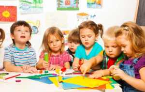 the benefits of sending your child to a montessori preschool ...